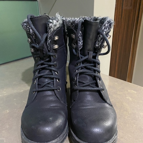 Steve Madden Combat Boots - Picture 4 of 4